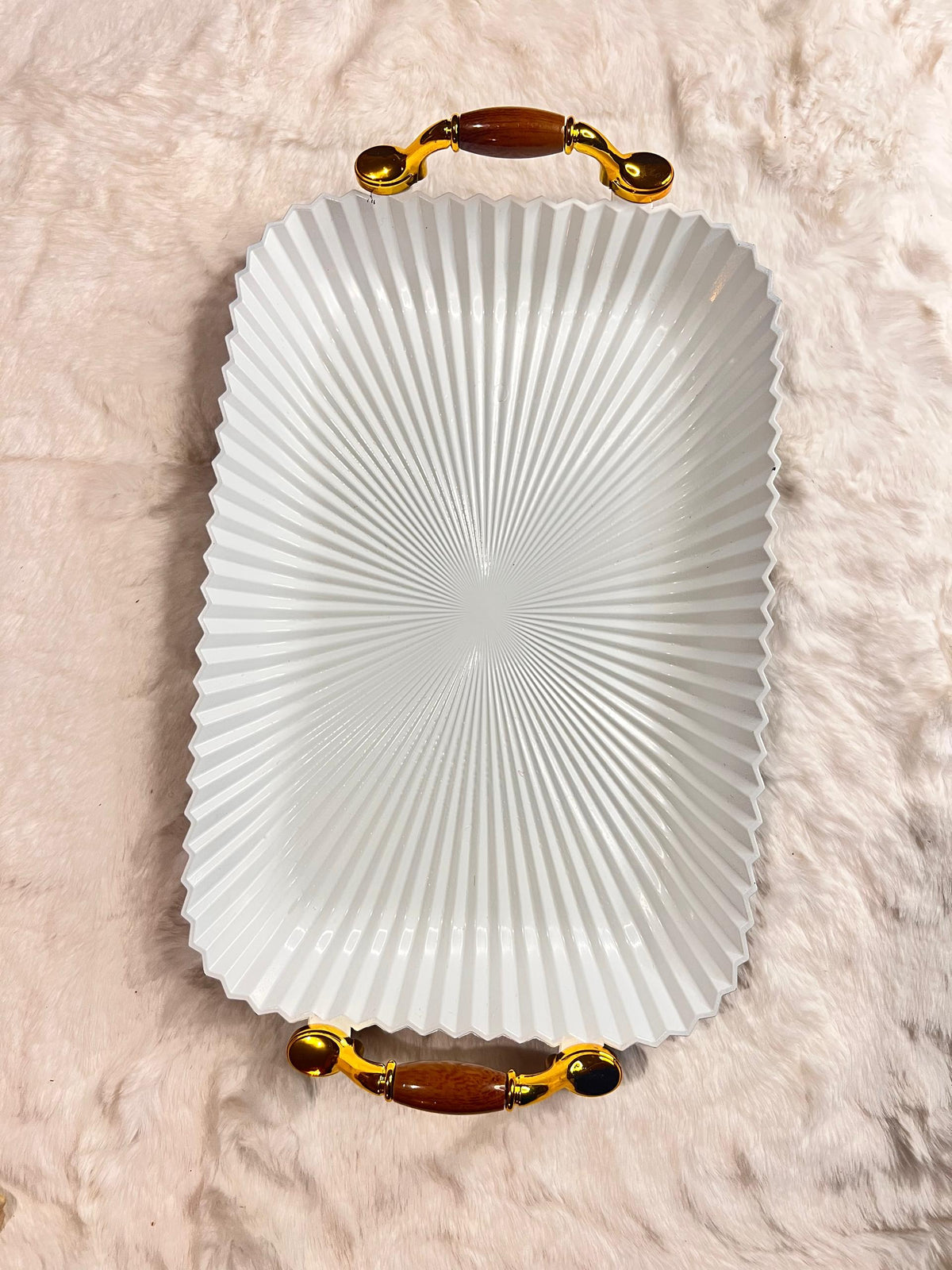 White rectangular serving tray