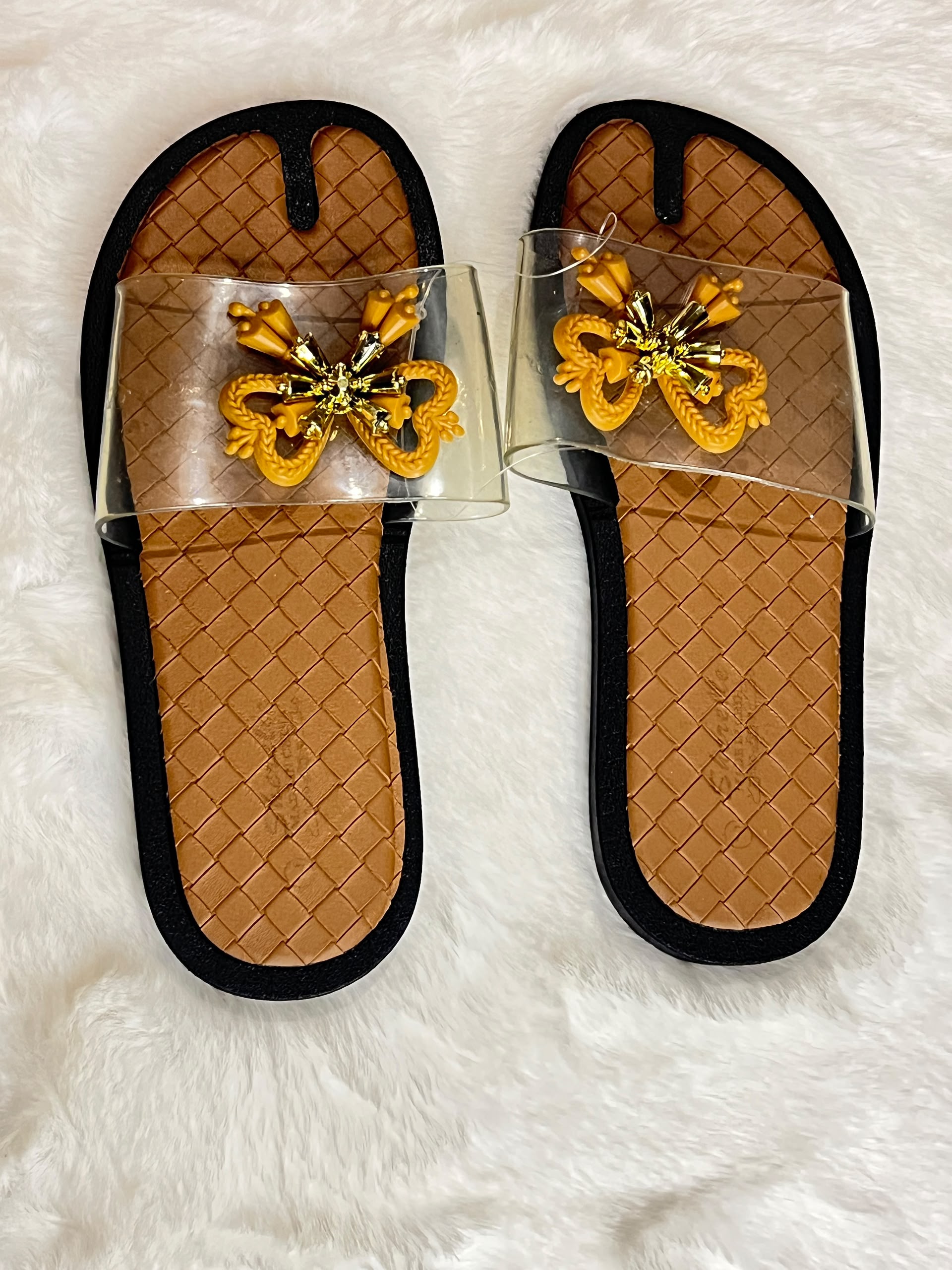 Flat side sandles