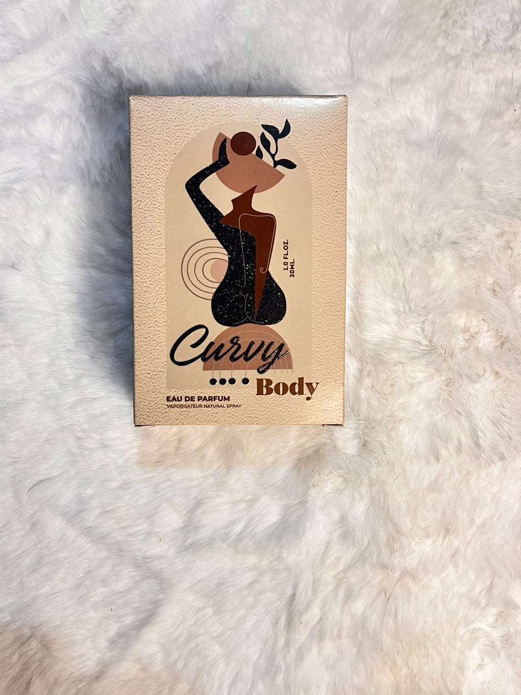 Curvy body and Eau de Parfum