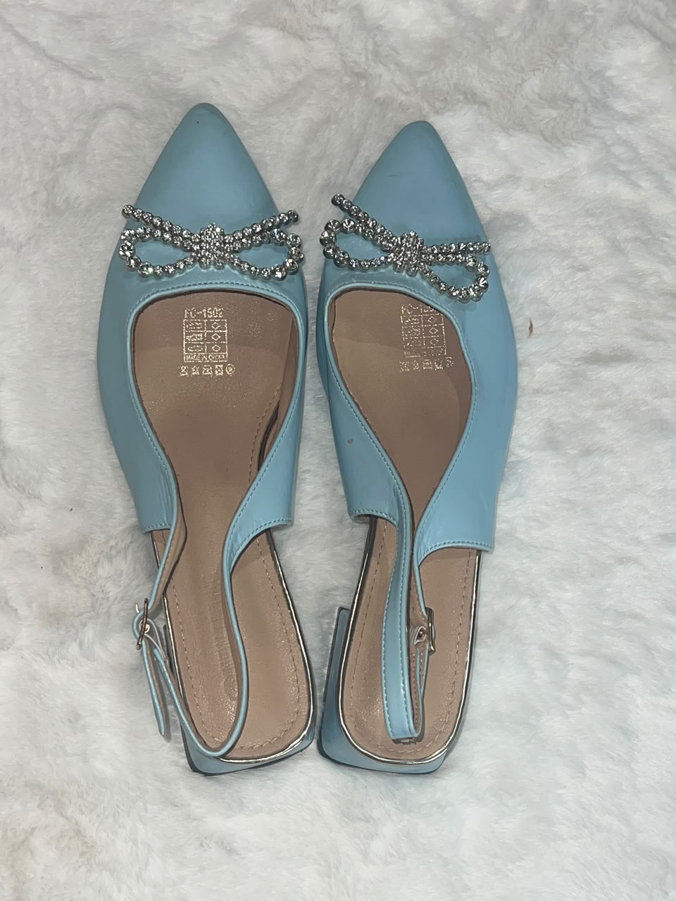 light blue patent leather slingback pointed-toe flats