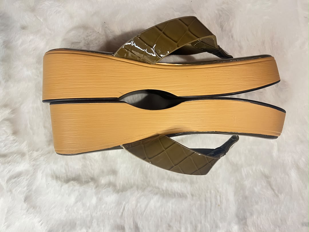 thong sandals with metallic bronze and gold straps