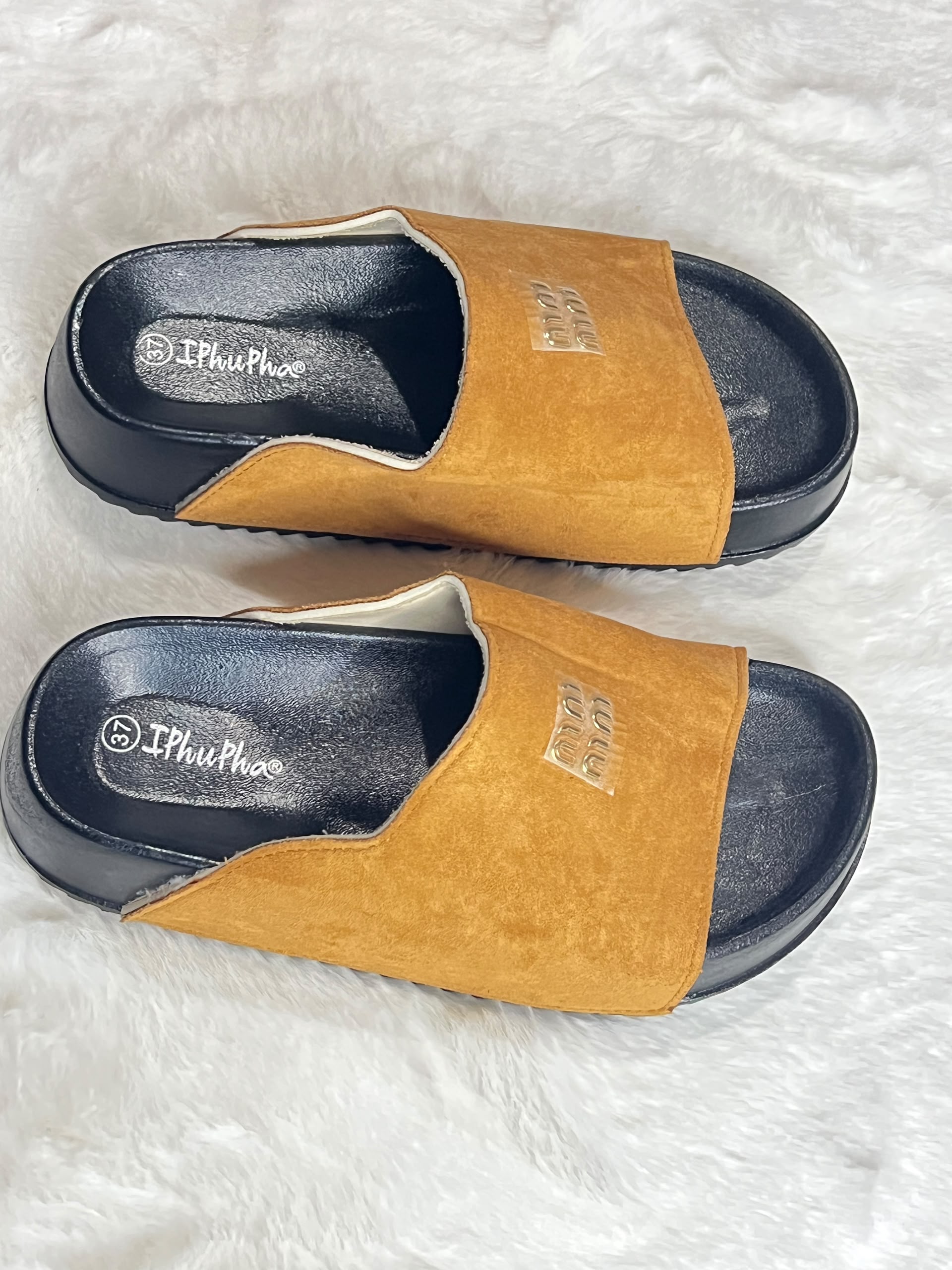 Slide sandles with mustard suede top