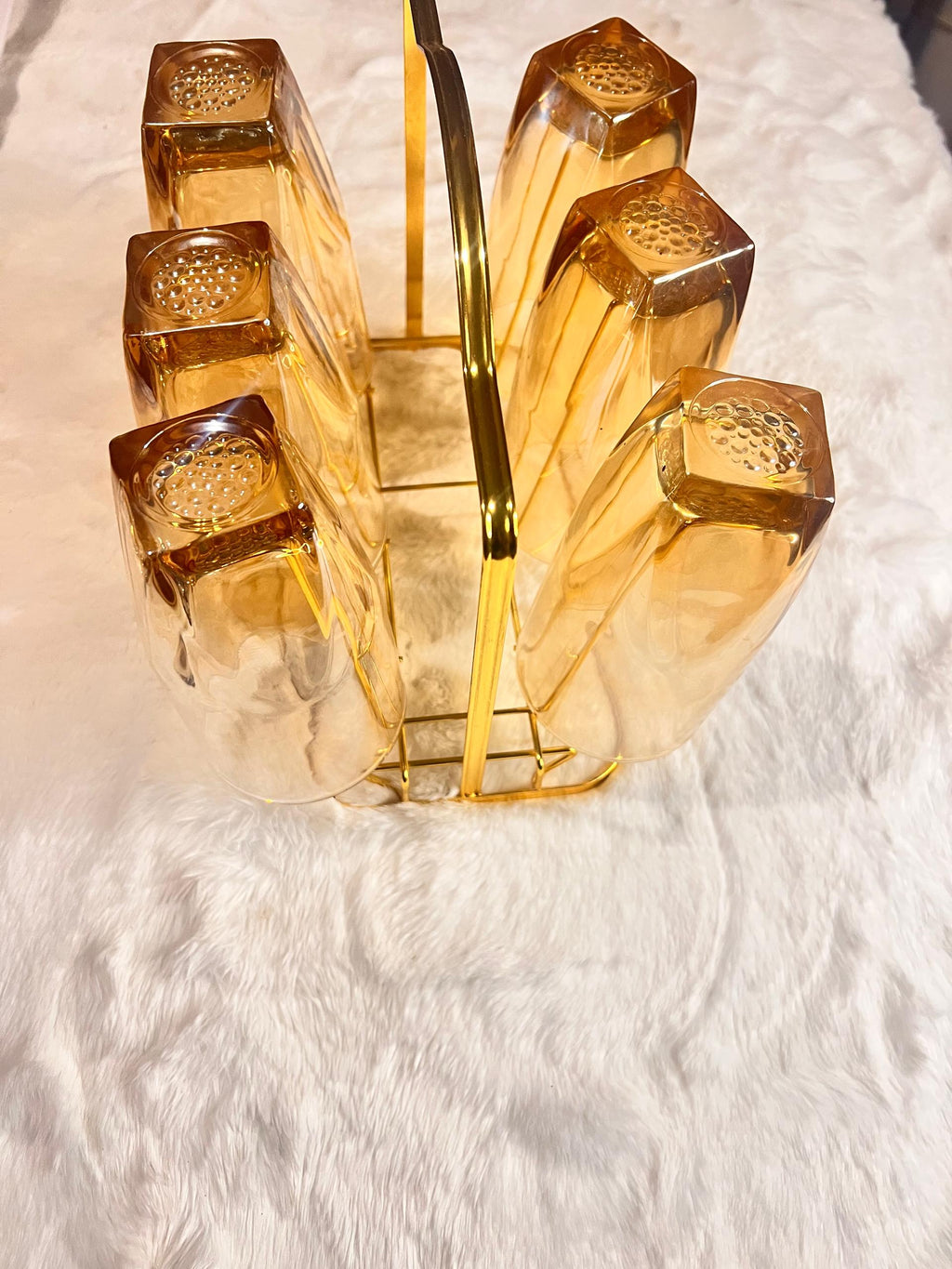 Gold metal   cup 6 holder