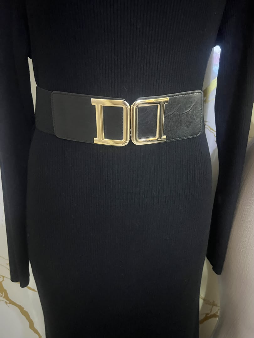 Black waist belt 