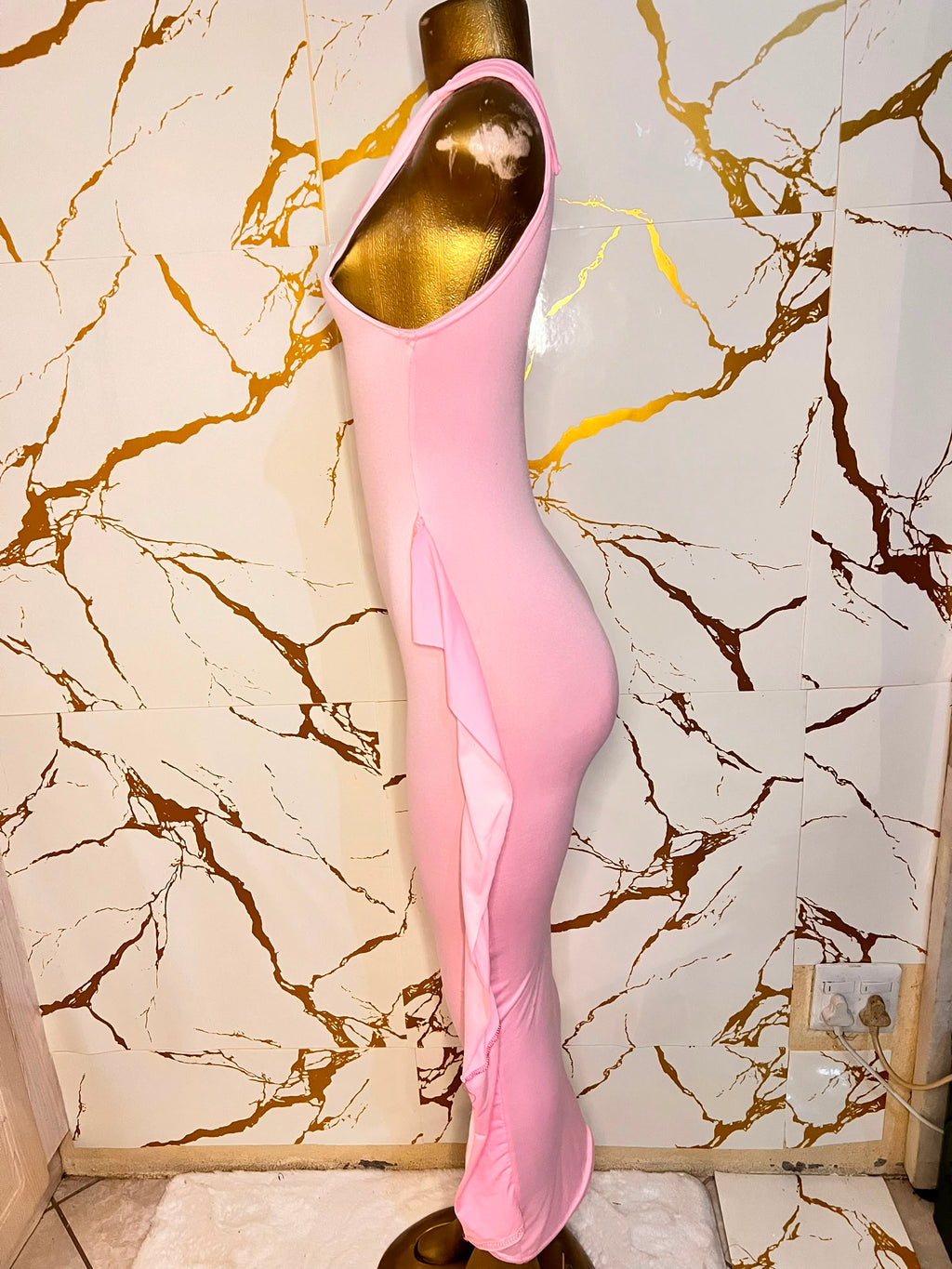 Pink one-shoulder bodycon dress